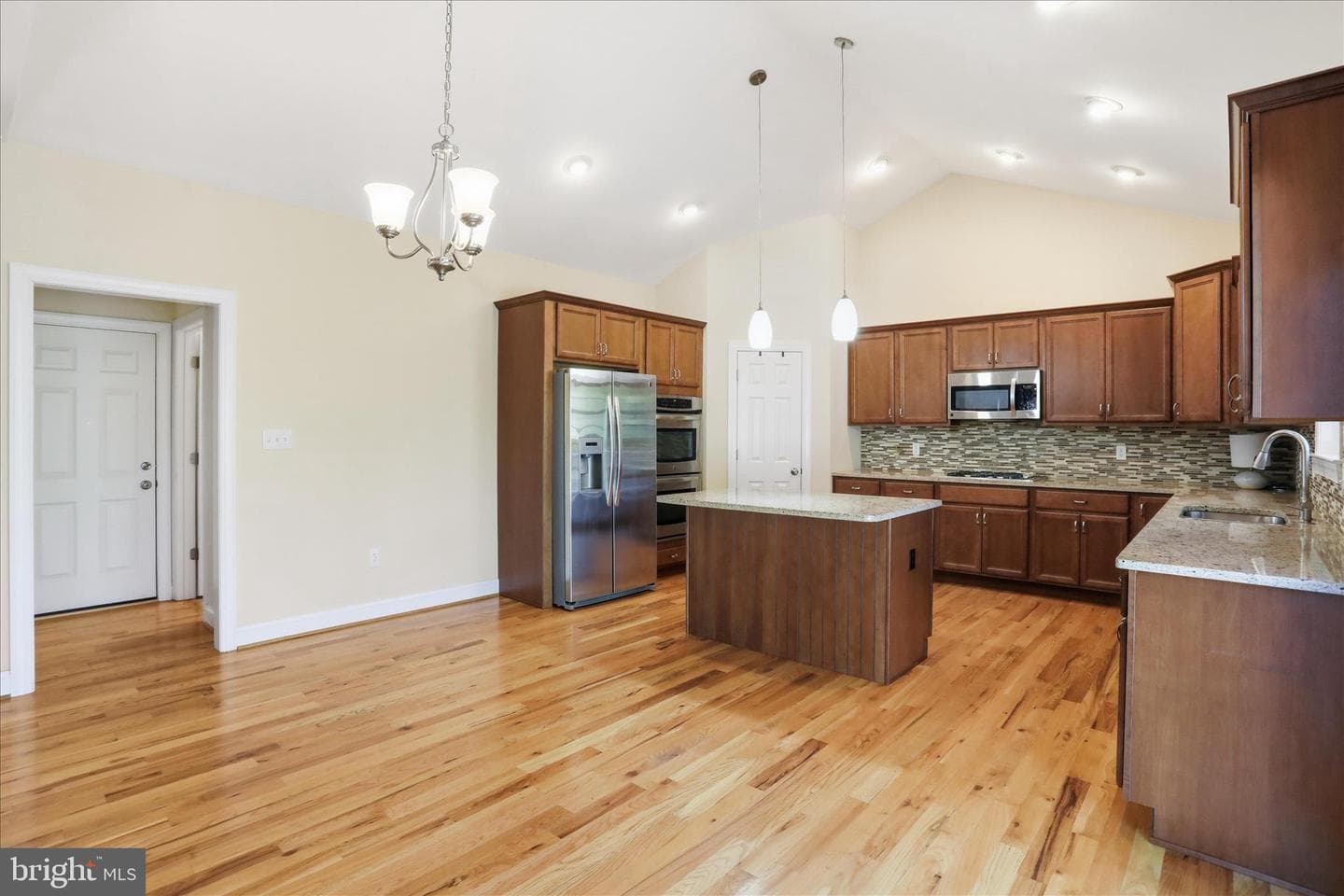 107 Harold Court photo 16
