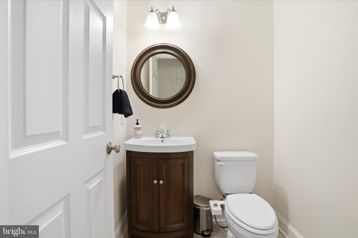 107 Harold Court photo 17