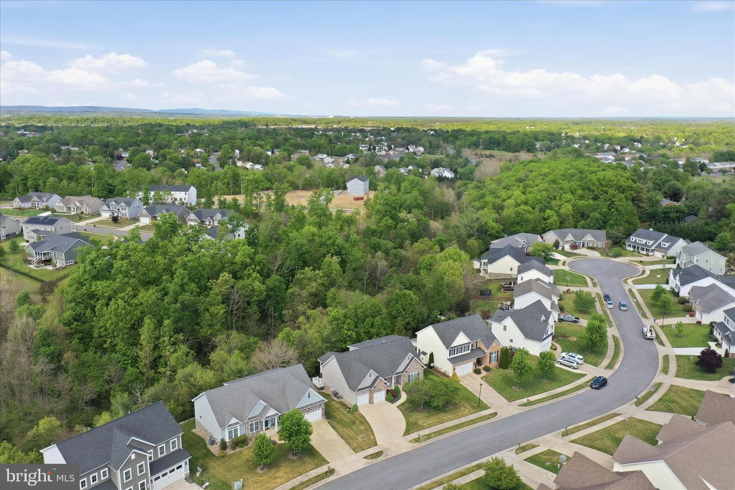 107 Harold Court photo 44
