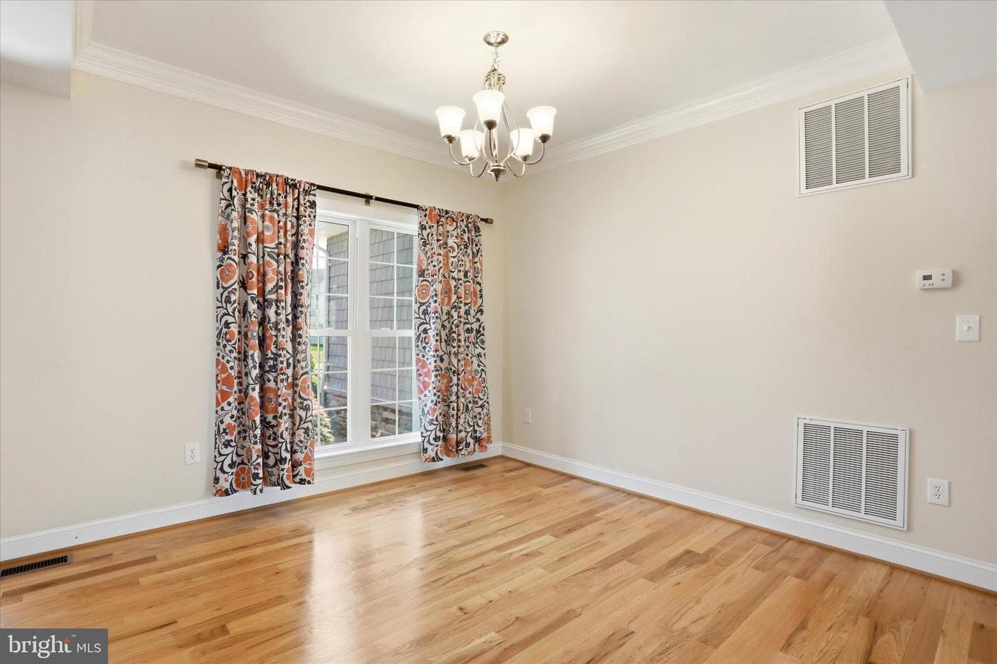 107 Harold Court photo 7