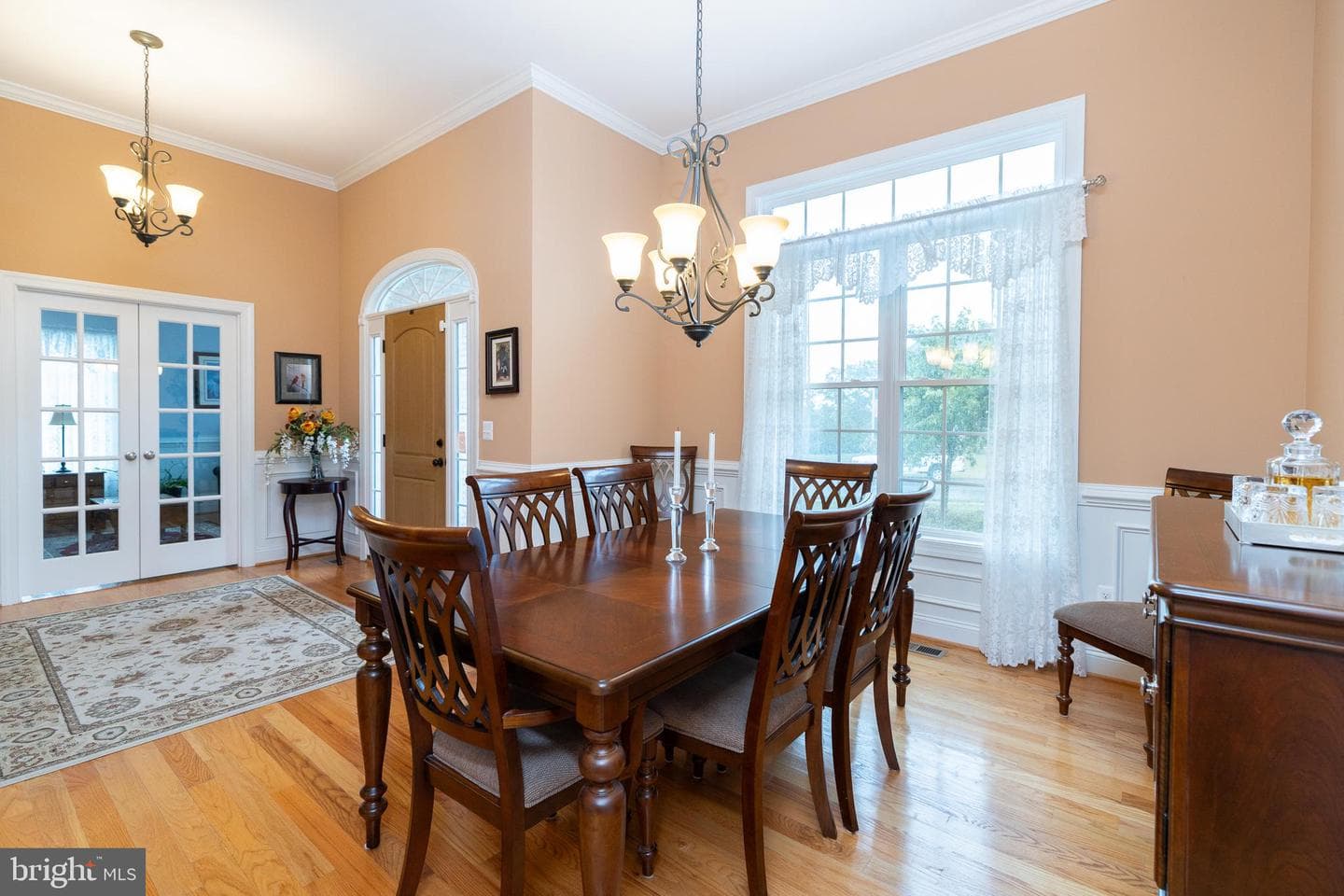 112 Wales Court photo 18