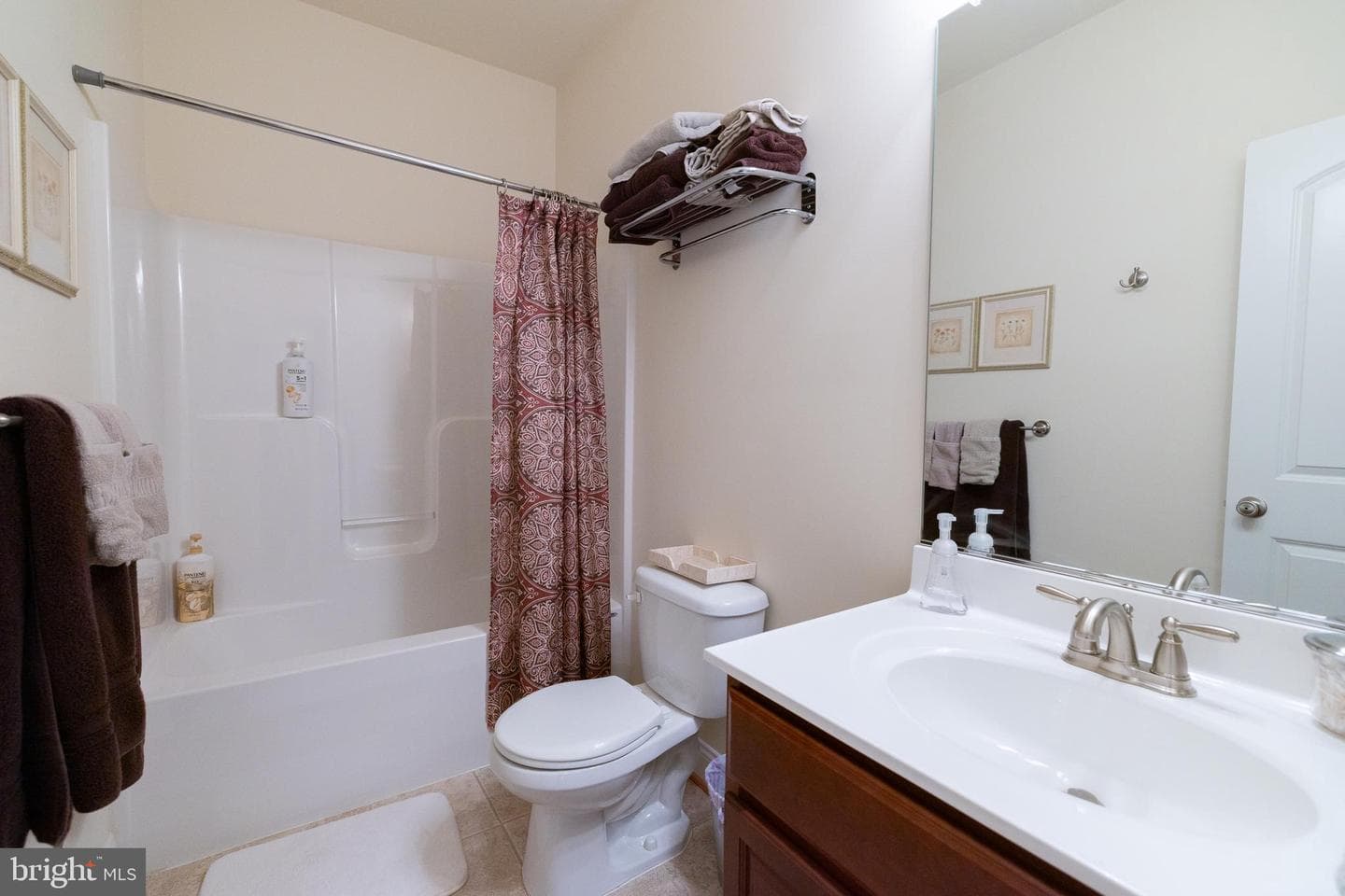 112 Wales Court photo 48