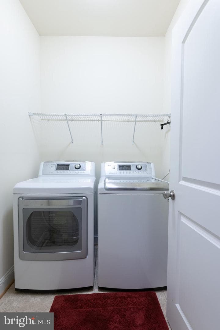 112 Wales Court photo 49