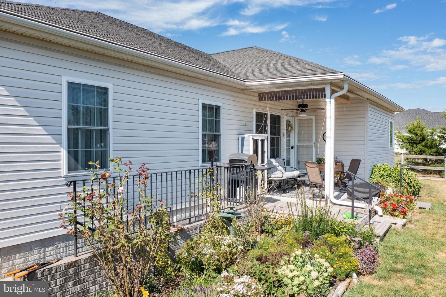 112 Wales Court photo 64