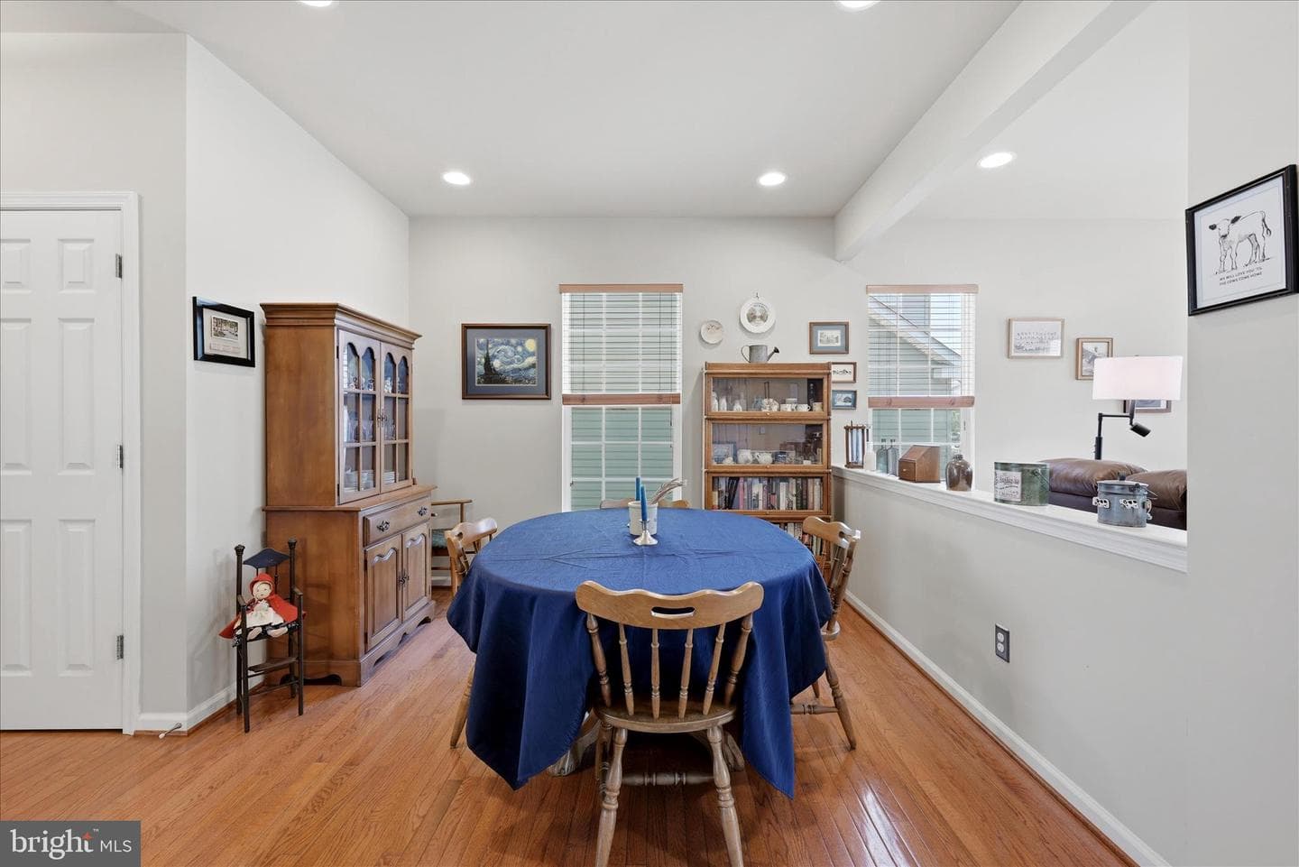 107 Fiesta Drive photo 16