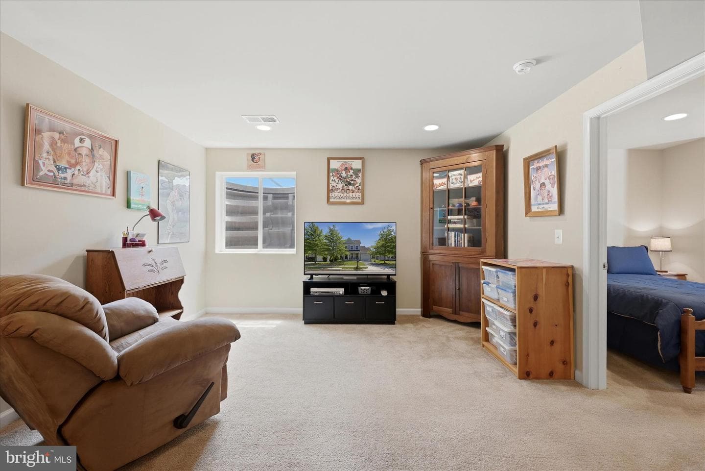 107 Fiesta Drive photo 43