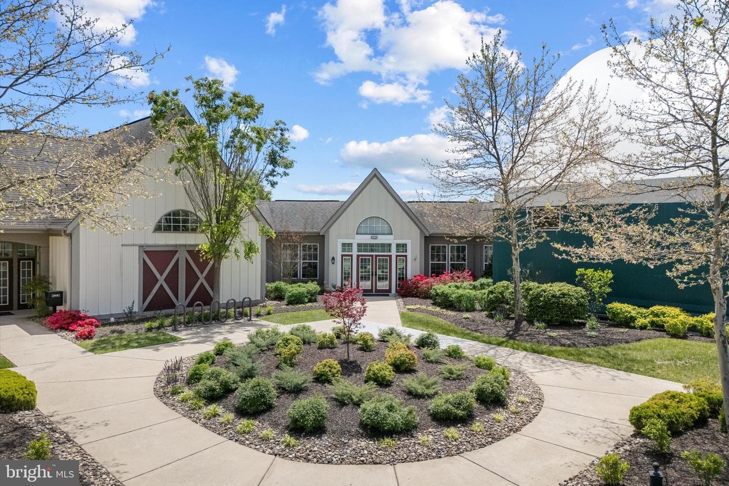 226 Parkland Drive photo 52