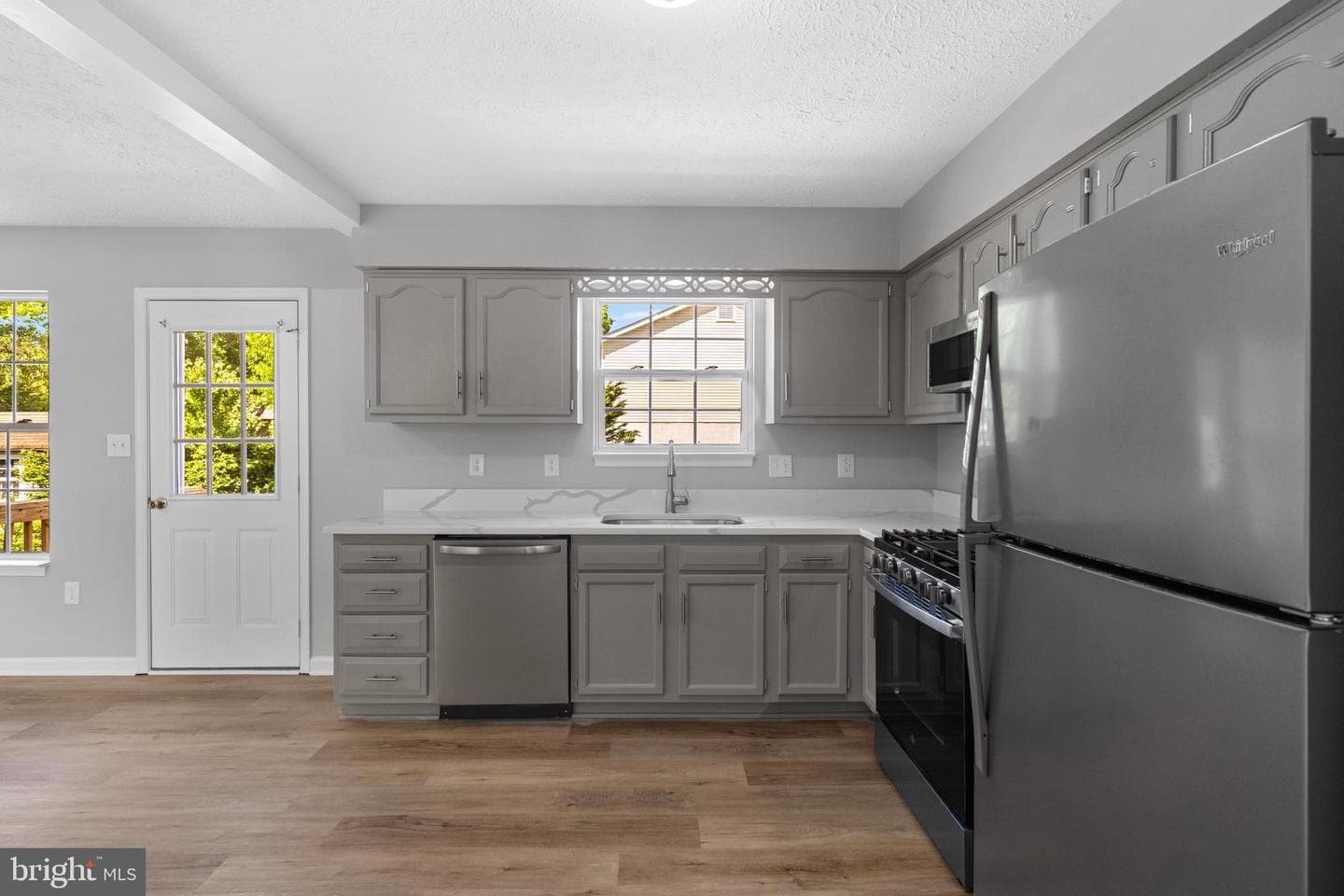 305 Woodrow Road photo 10