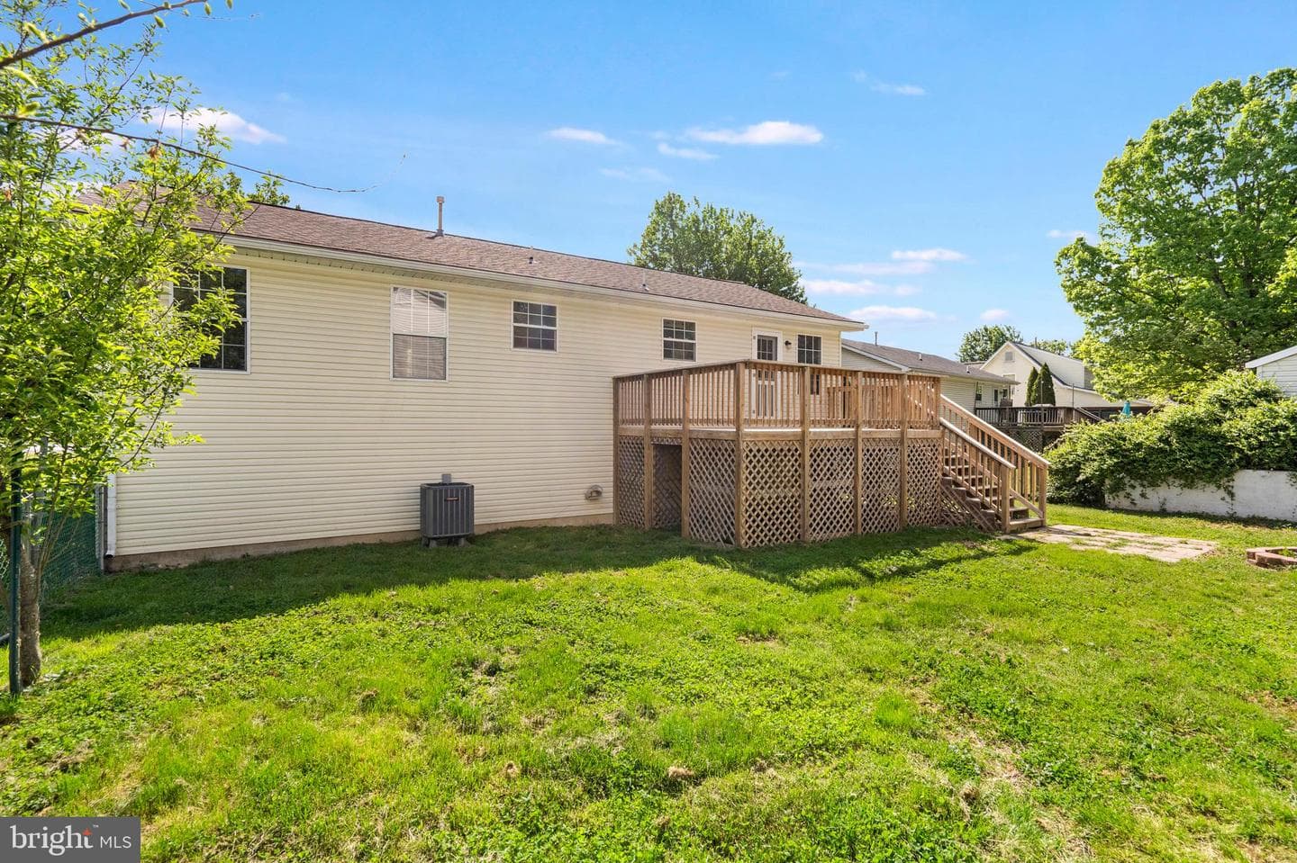 305 Woodrow Road photo 27
