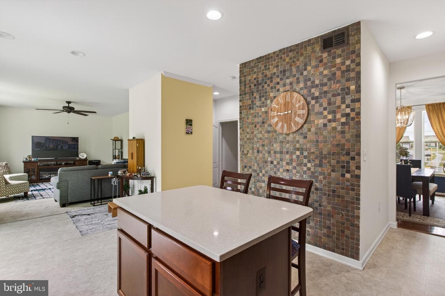 111 Sovereign Court photo 9