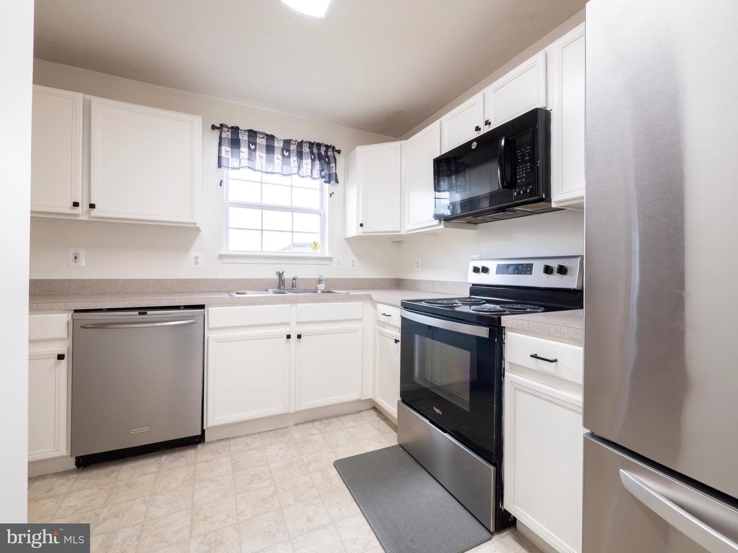 173 Equestrian Drive photo 10