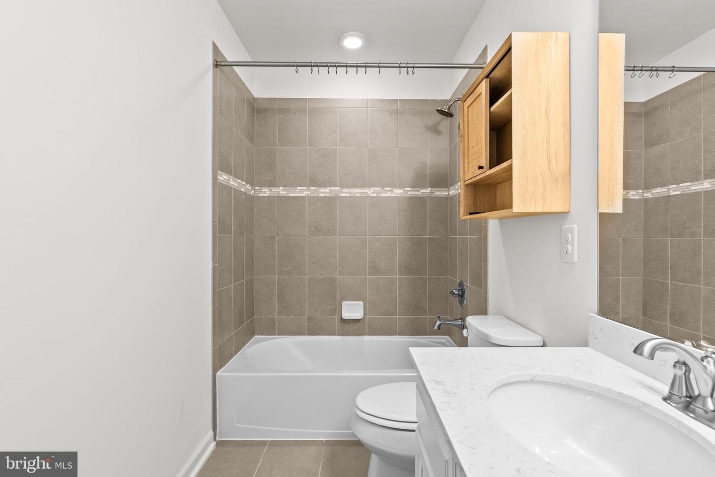 109 Emperor Drive photo 30