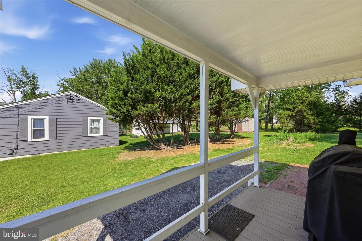 114 Harrison Lane photo 31