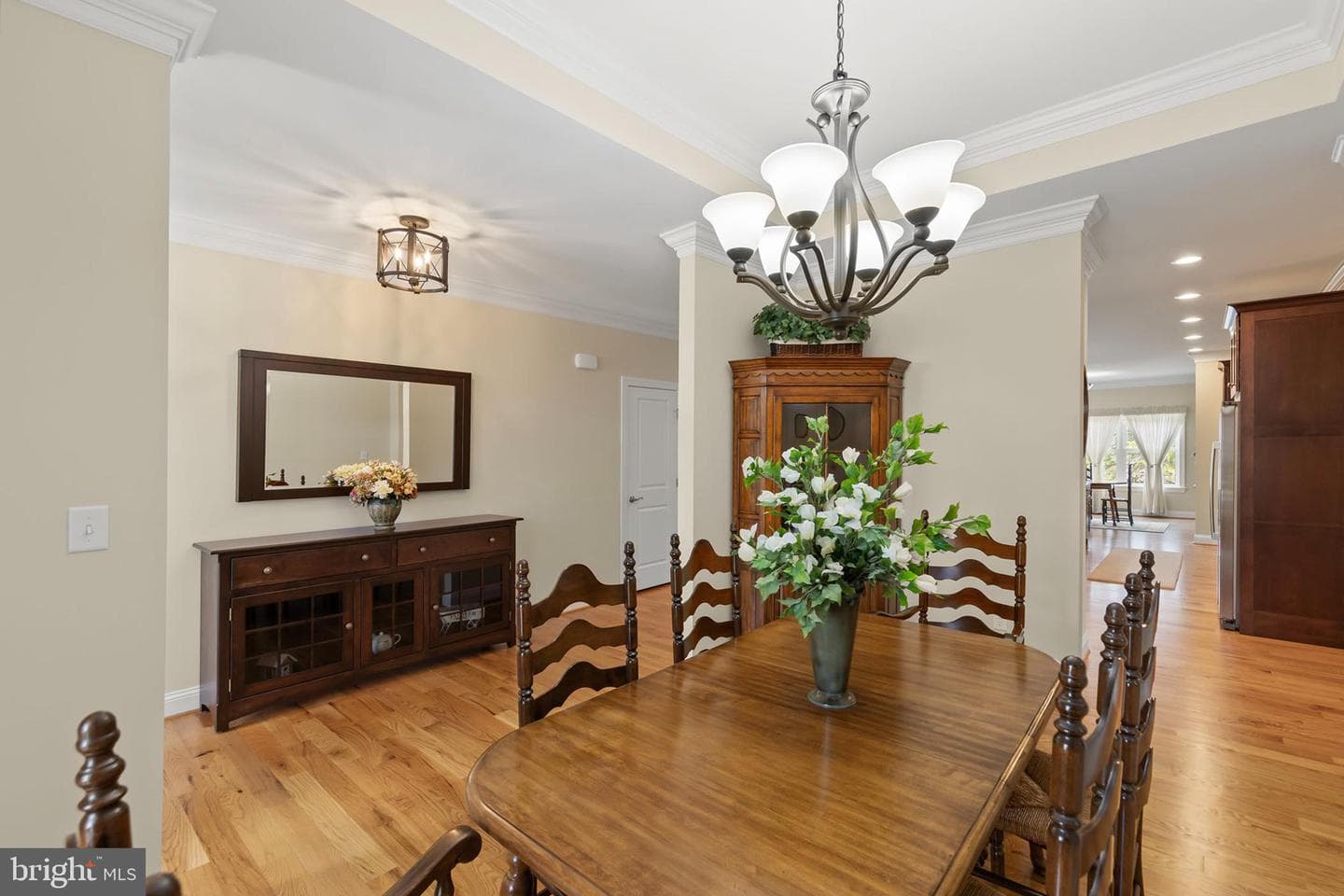135 Kinross Drive photo 14