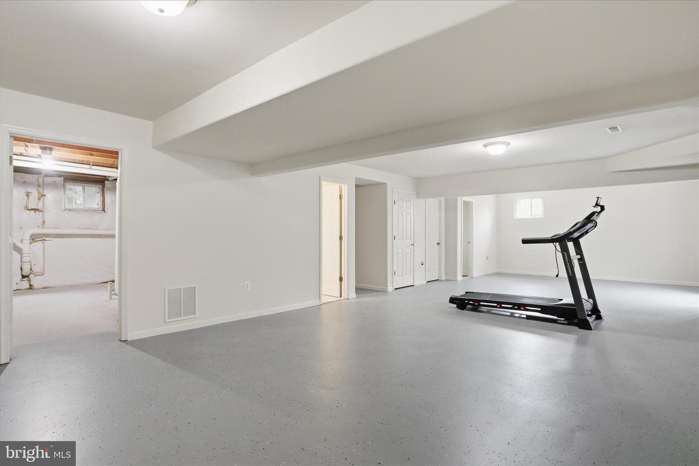 220 Flanagan Drive photo 16