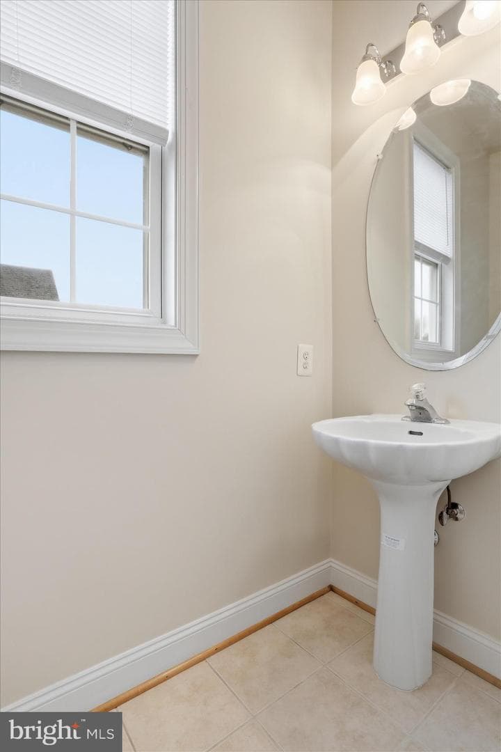 220 Flanagan Drive photo 31