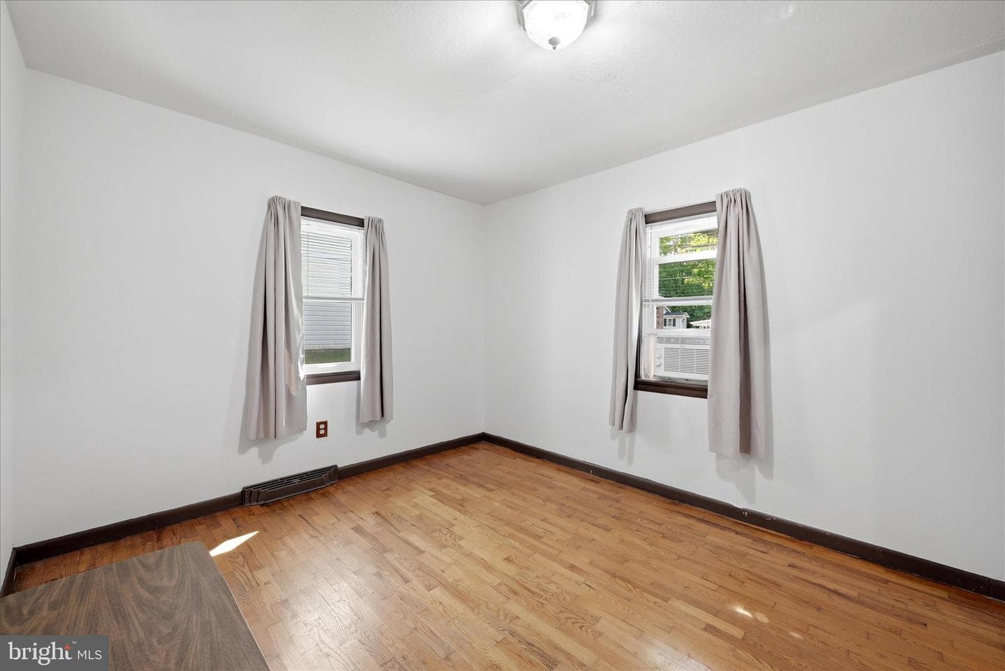 115 Hickory Lane photo 28