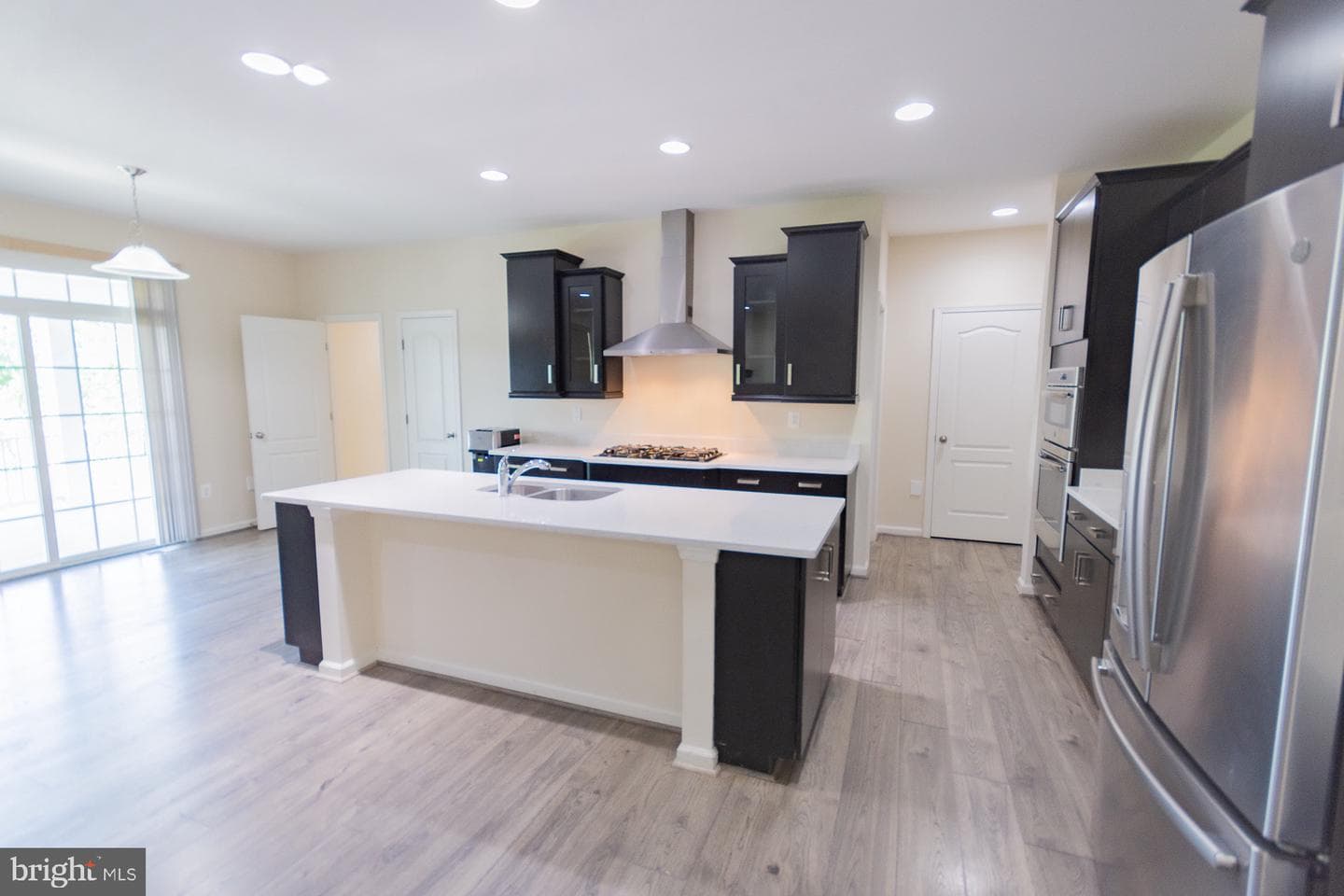 219 Patriot Street photo 17