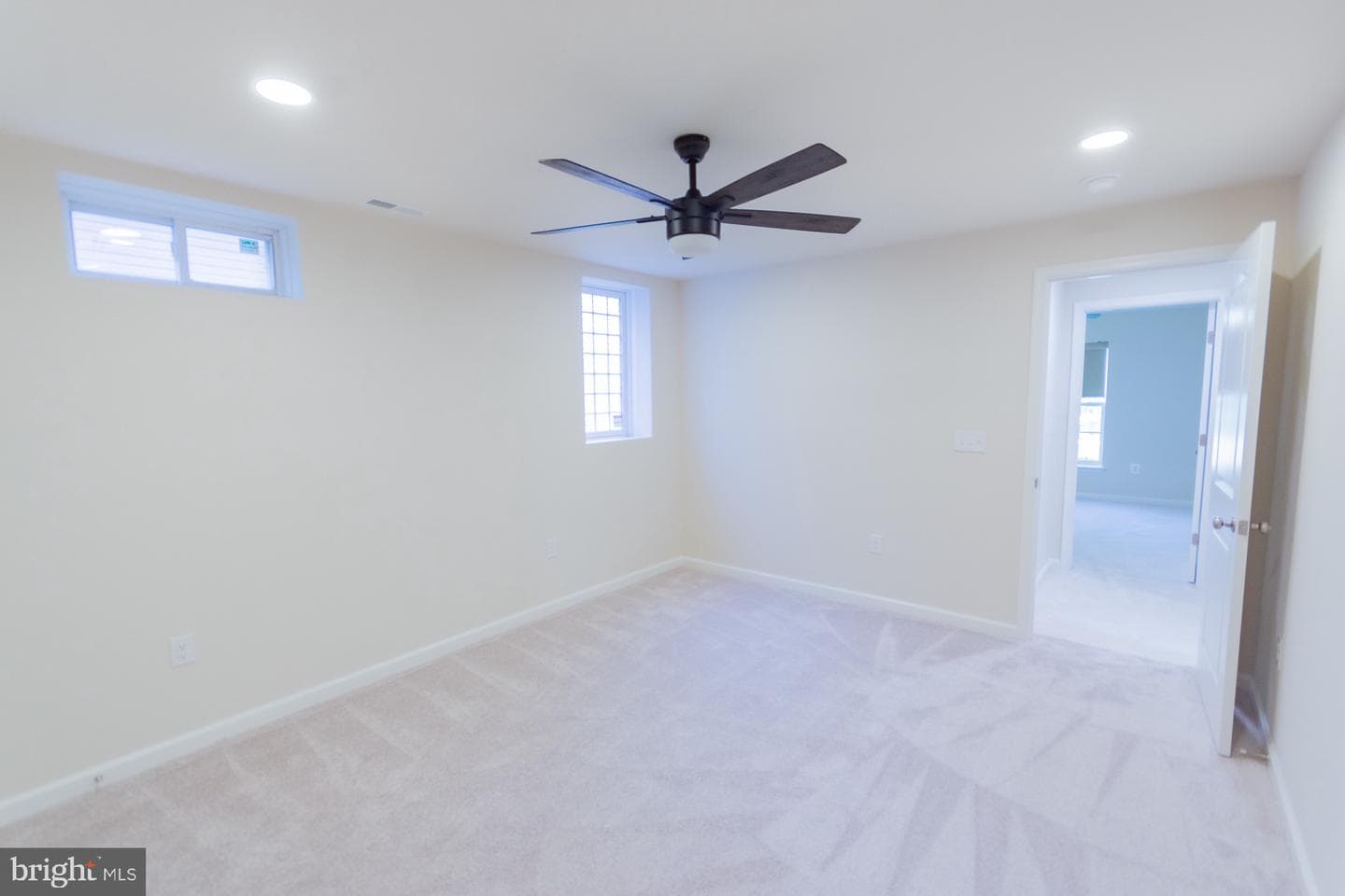 219 Patriot Street photo 38
