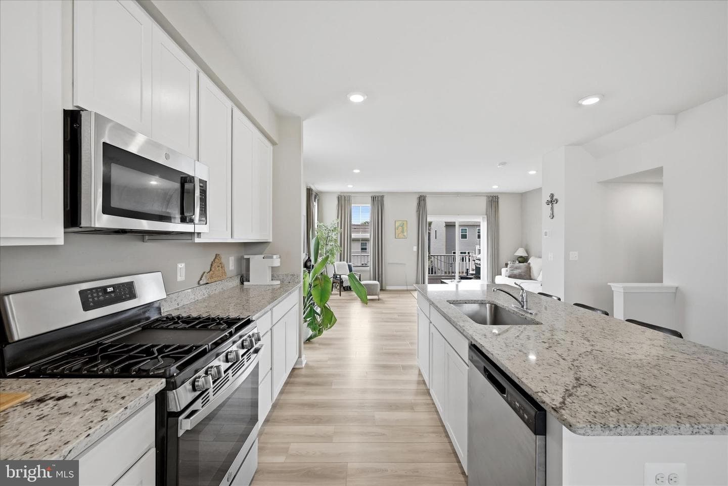 105 Tye Court photo 26