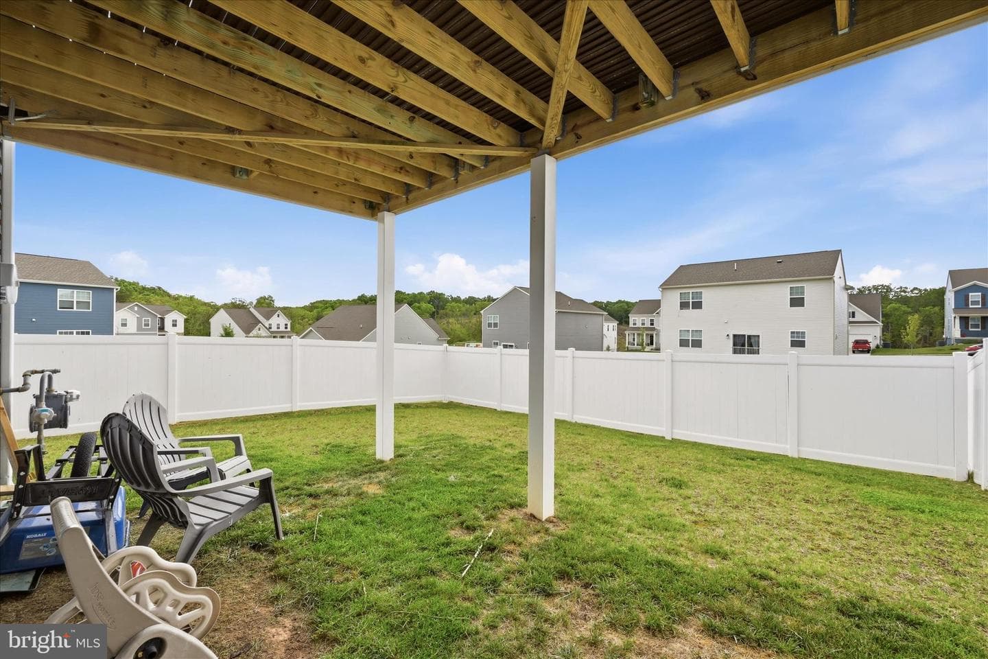 105 Tye Court photo 40