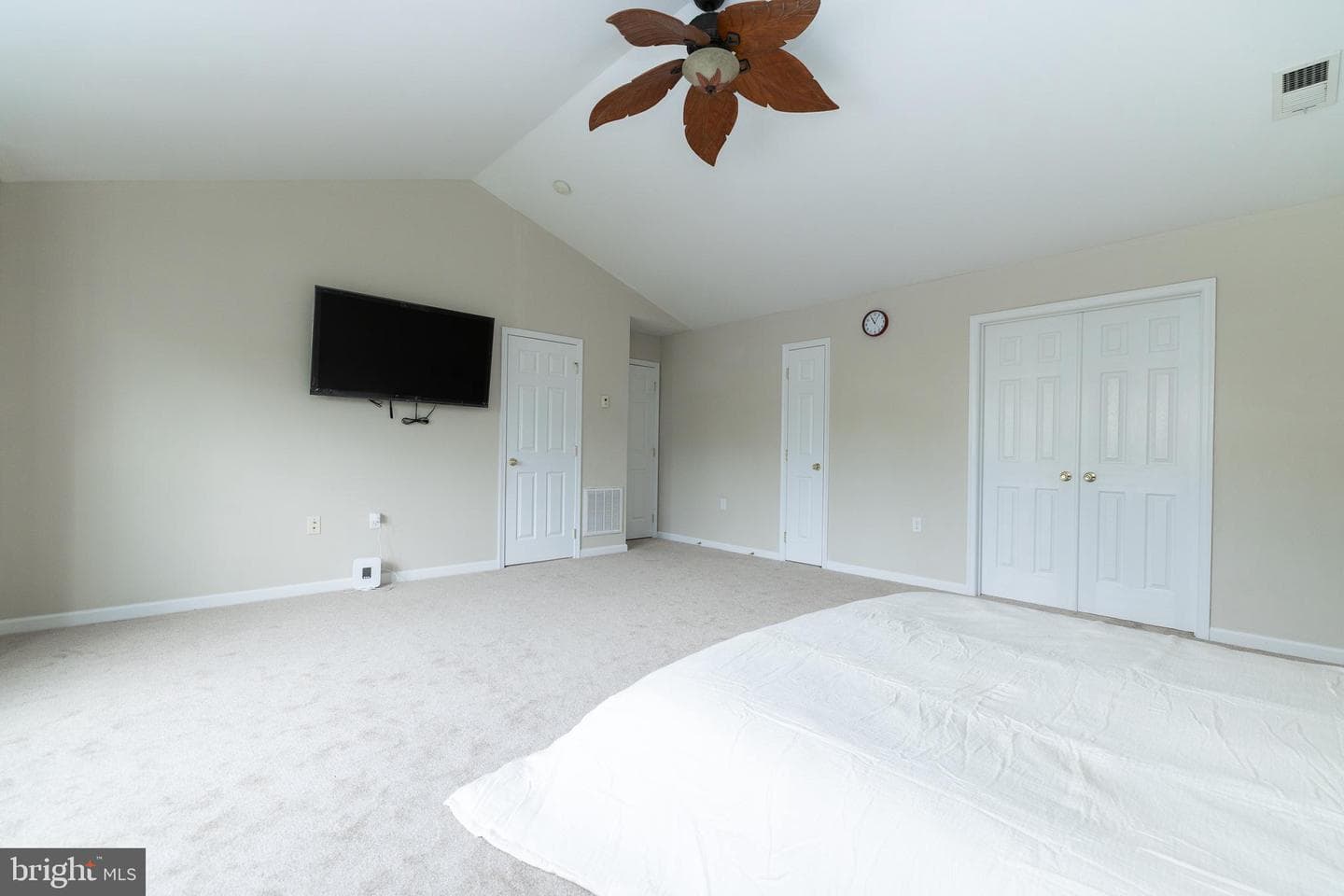 102 Blackpowder Court photo 28
