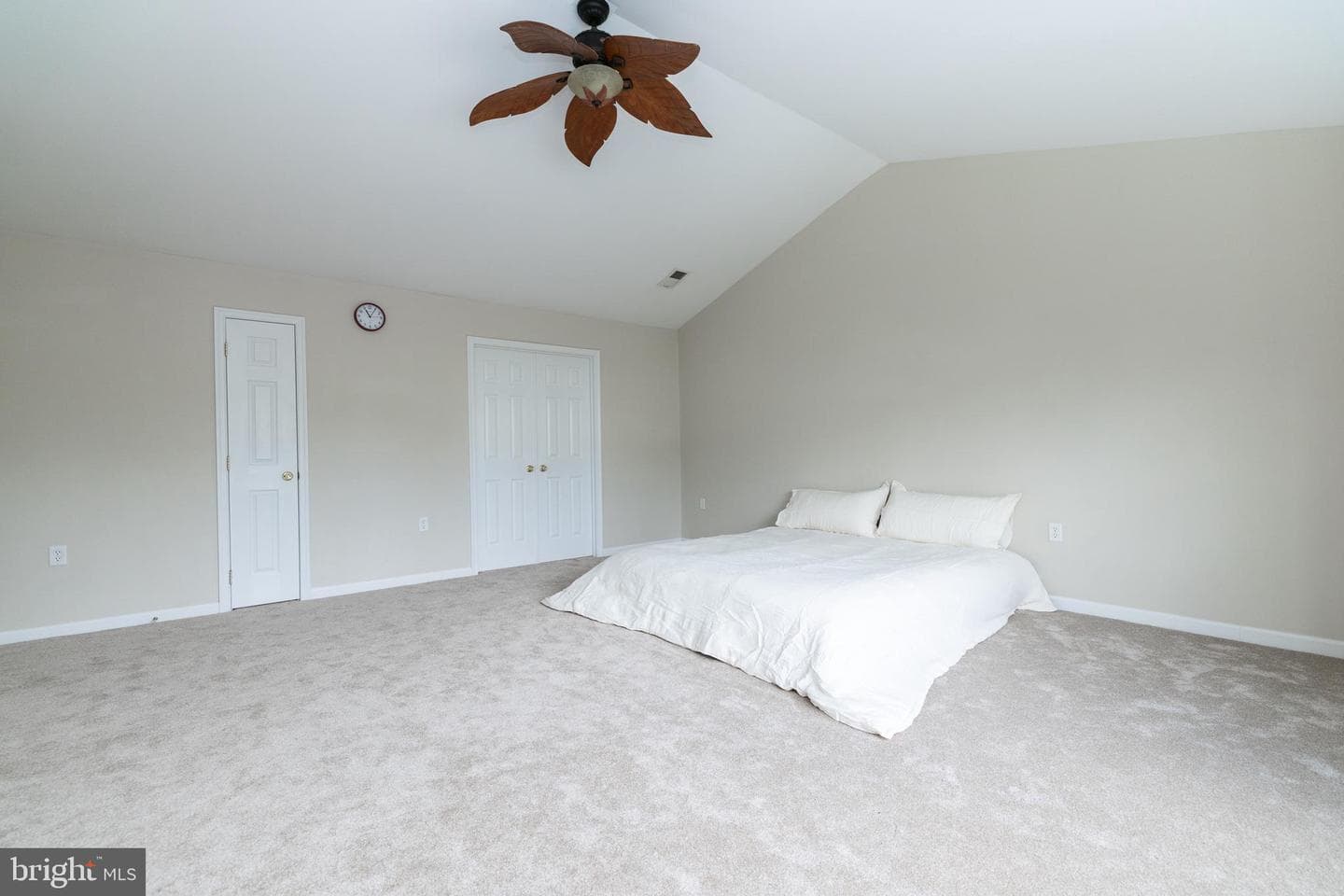 102 Blackpowder Court photo 29