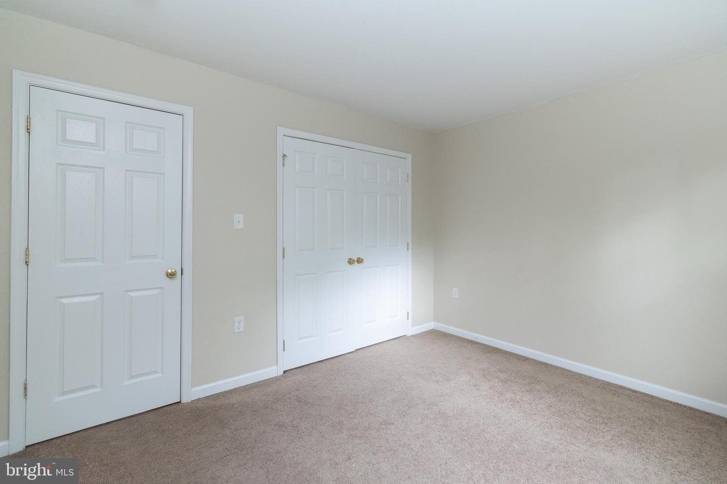 102 Blackpowder Court photo 35