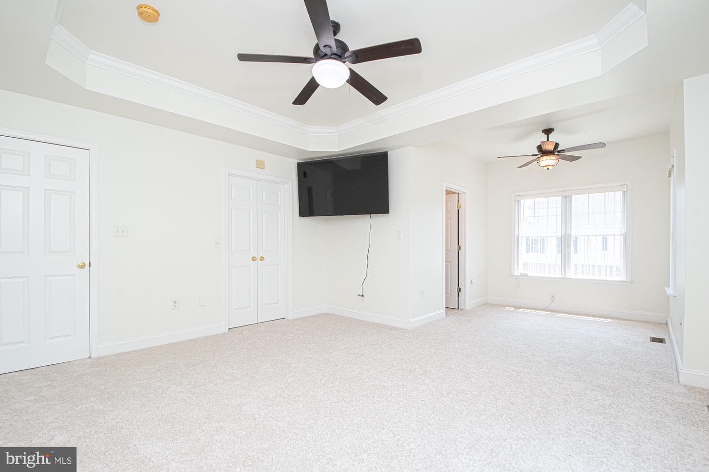 121 Travis Court photo 21