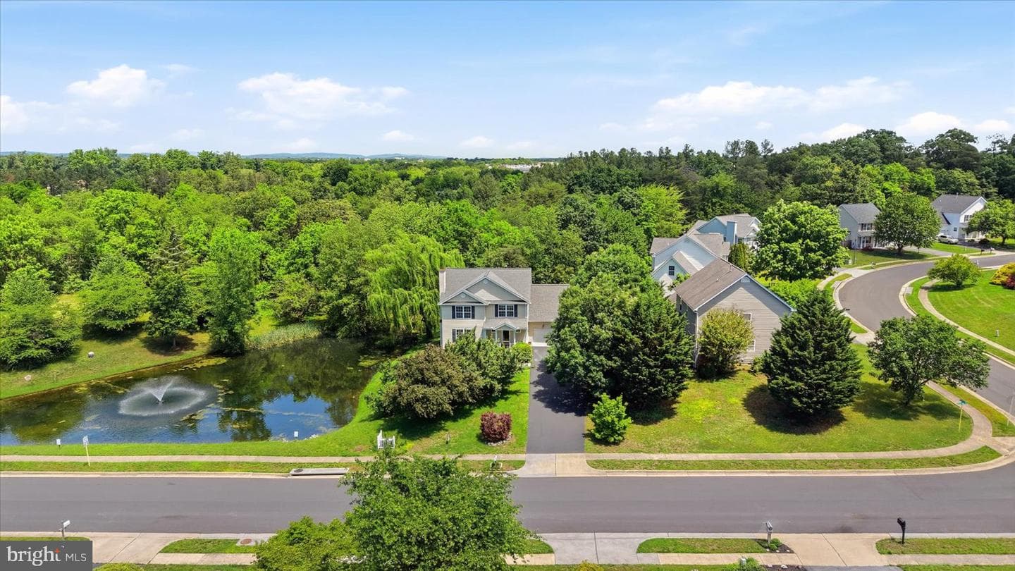 219 Bentley Avenue, Winchester