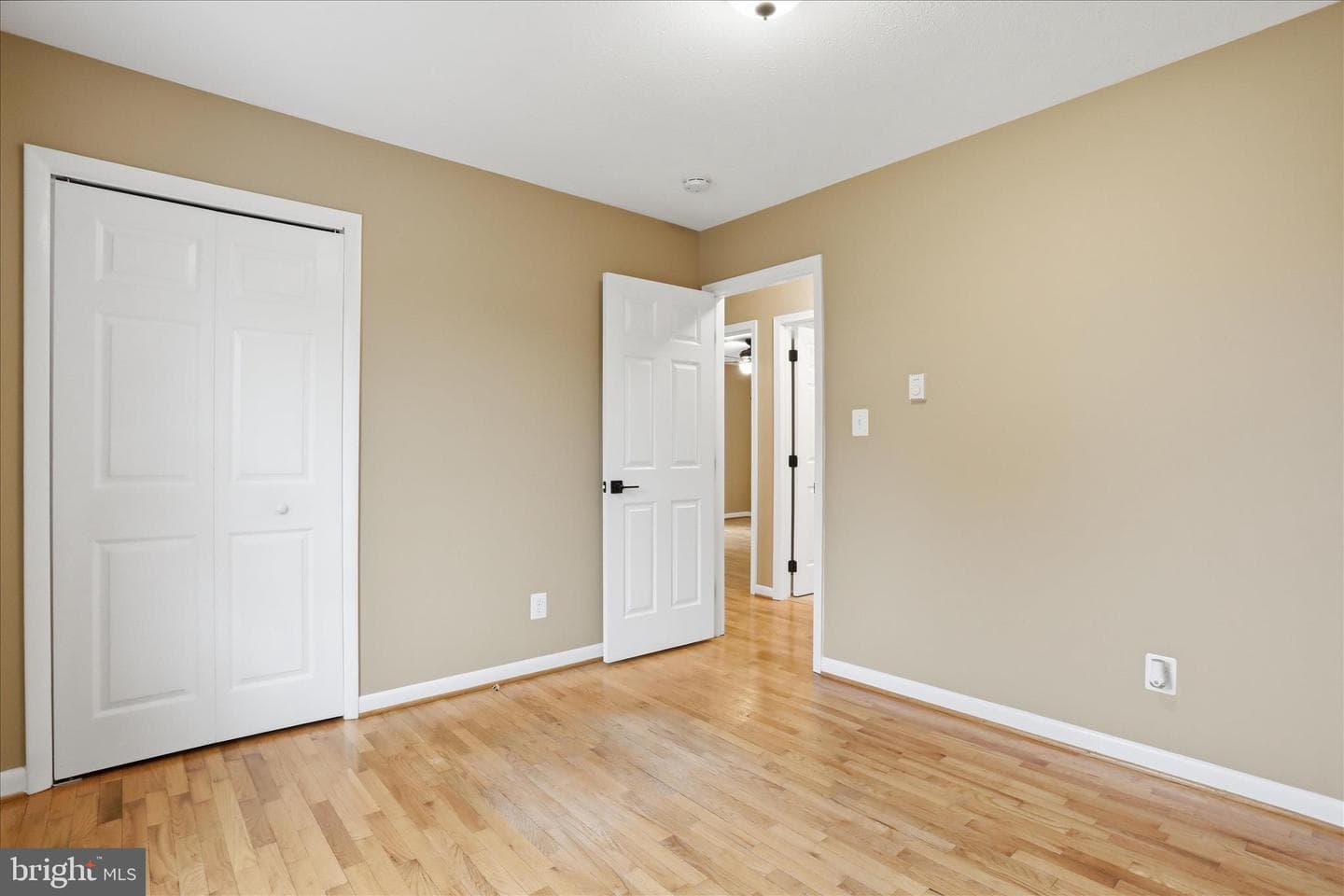 126 Meadowbrook photo 15