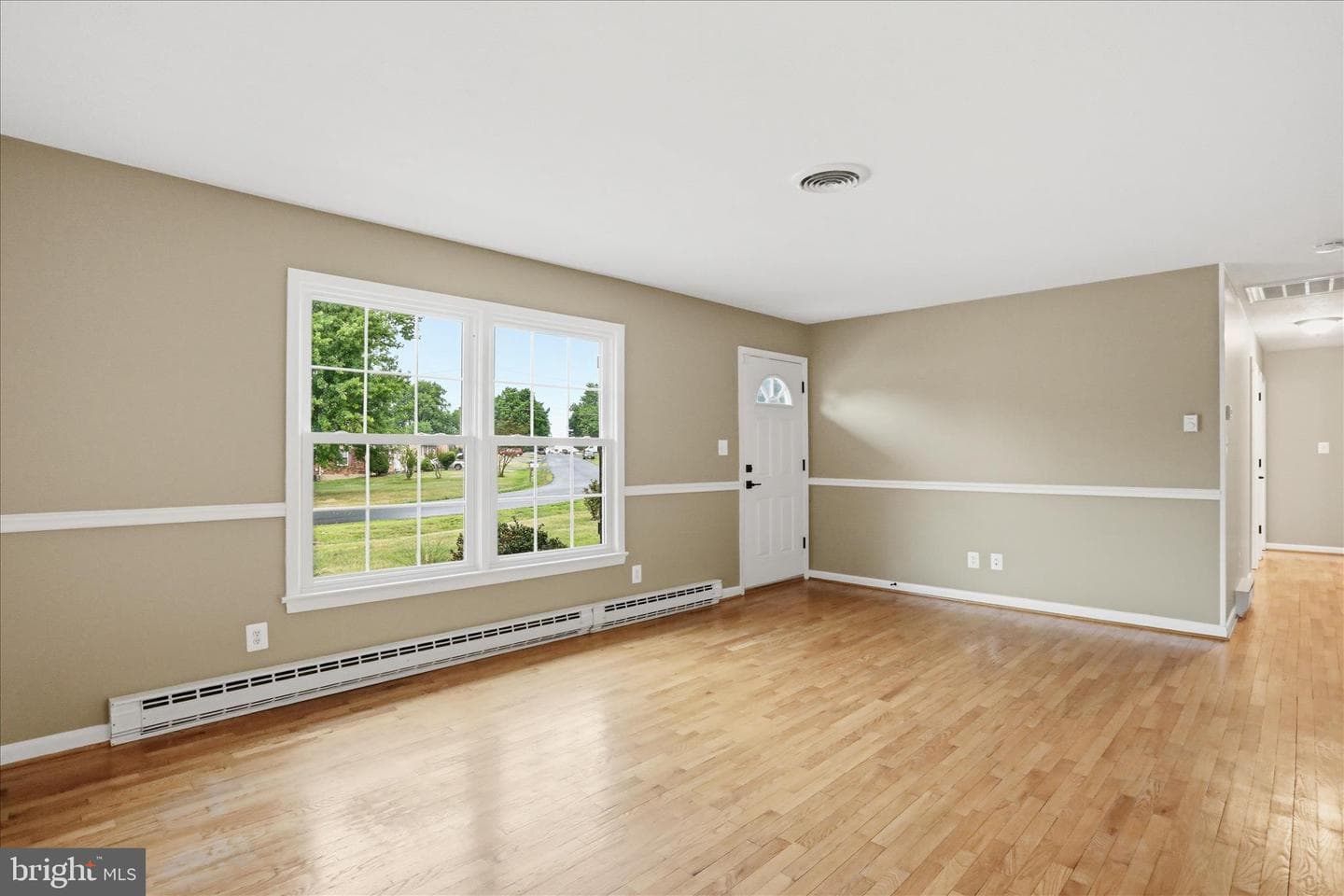126 Meadowbrook photo 8
