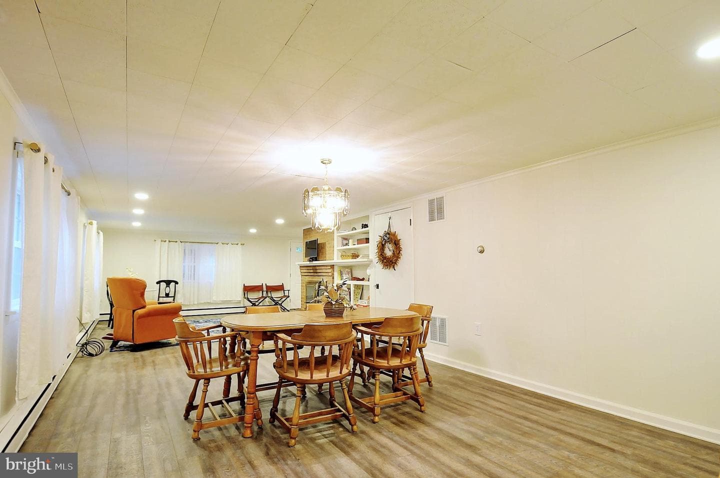 122 Armstrong Place photo 40