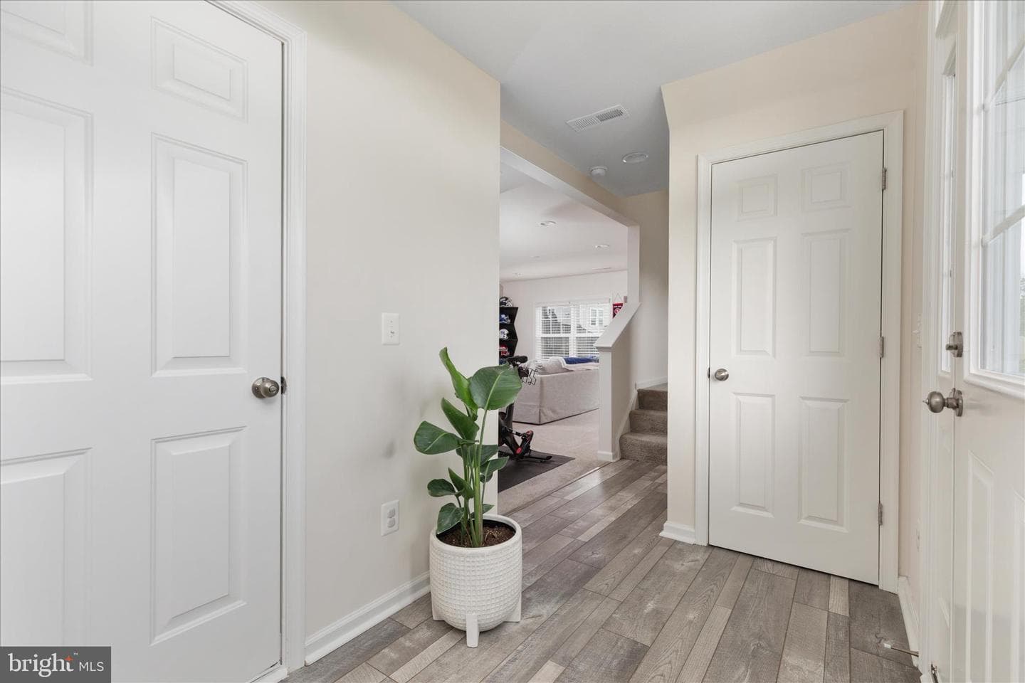 109 Halo Court photo 4