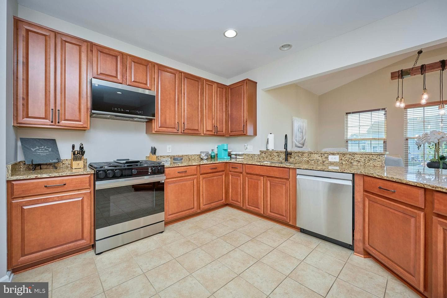 245 Mackenzie Lane photo 10