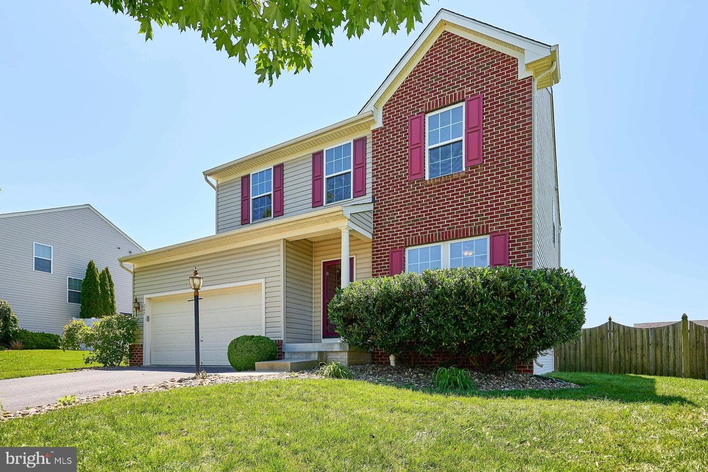 245 Mackenzie Lane photo 3