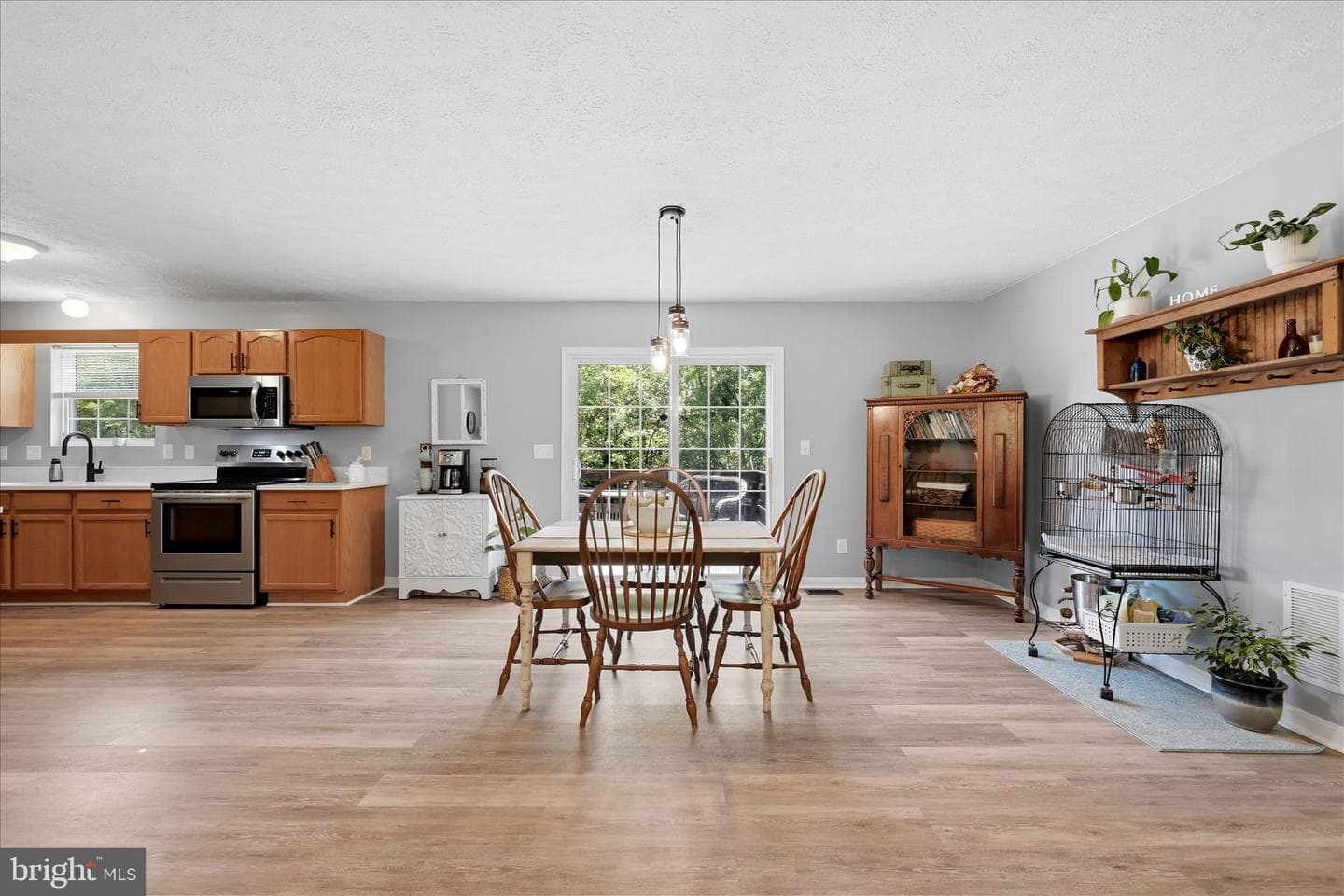 200 Stayman Drive photo 8