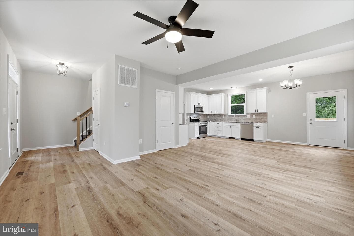 151 Lauck Drive photo 8