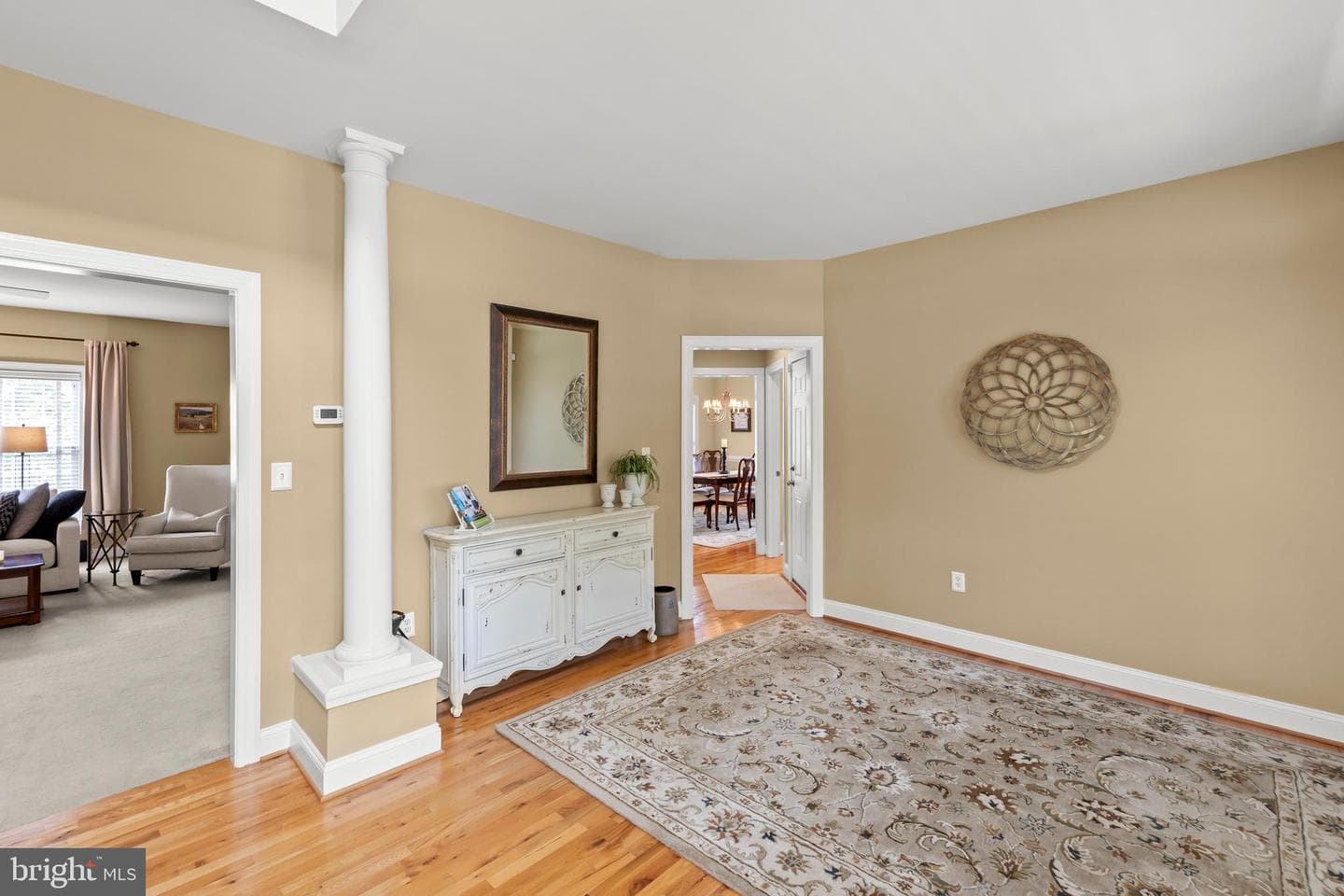105 Travis Court photo 8