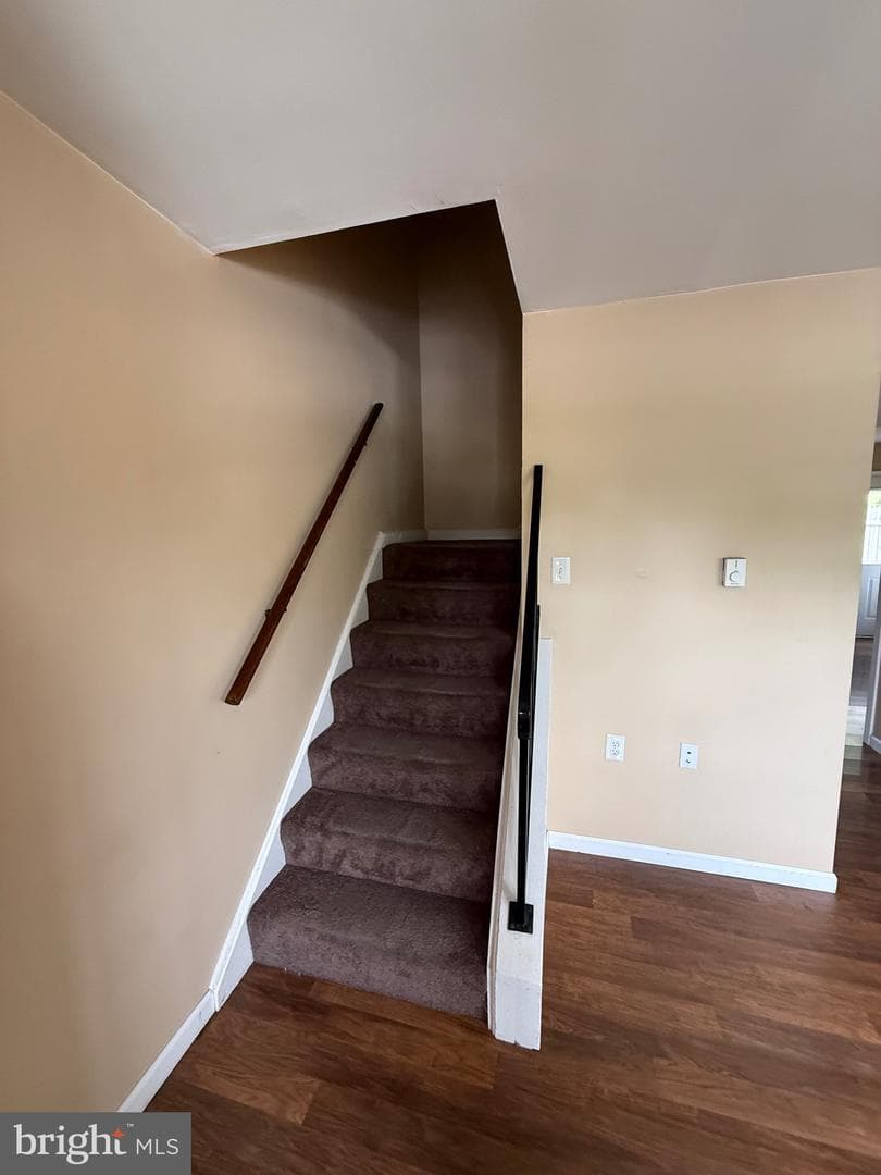 1050 Filbert Street photo 3