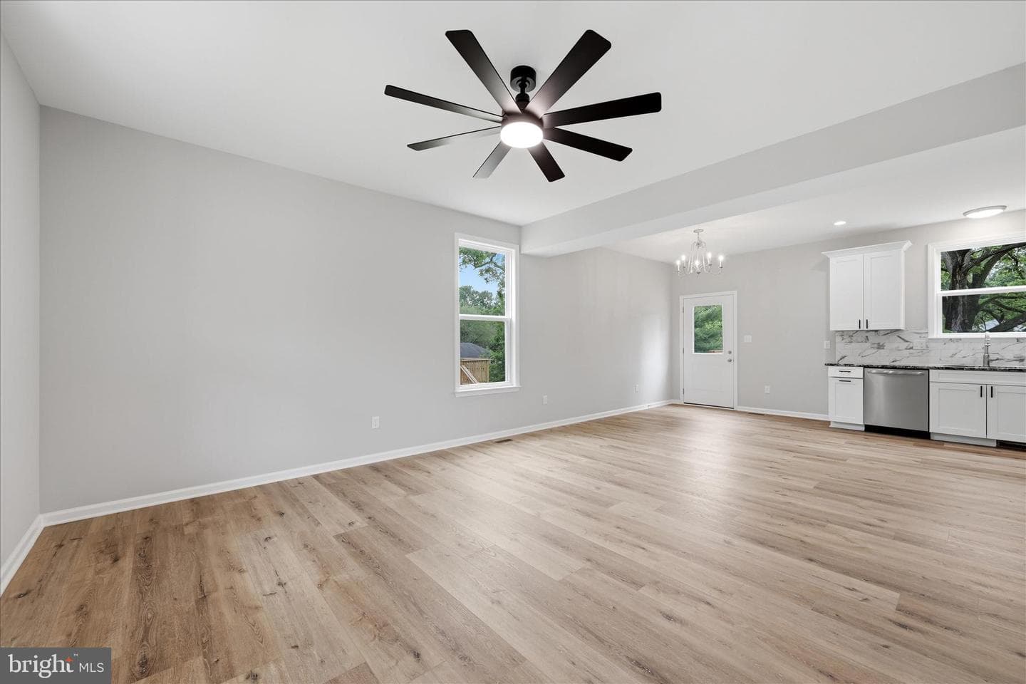 159 Lauck Dr photo 11
