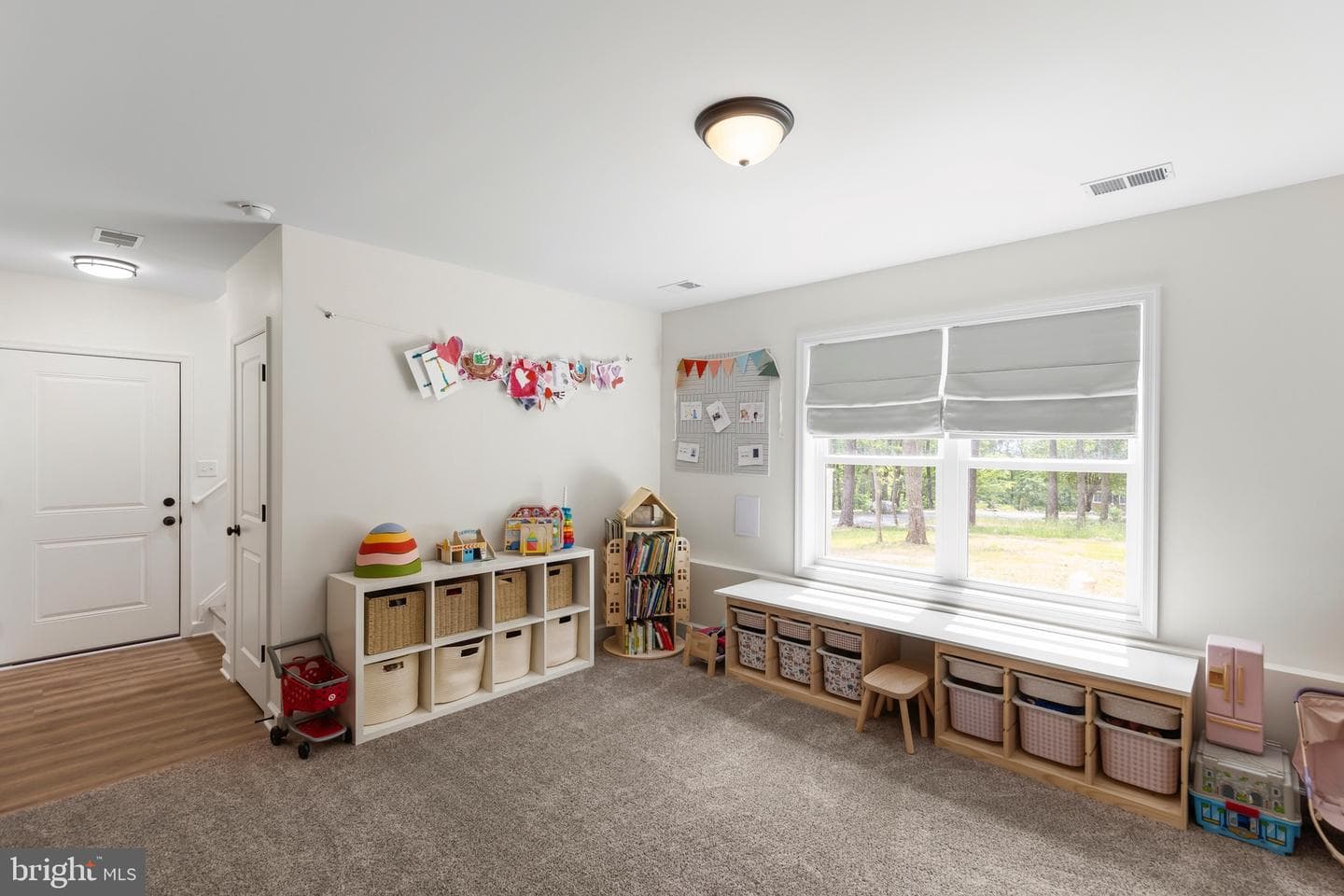 527 Grouse Drive photo 27