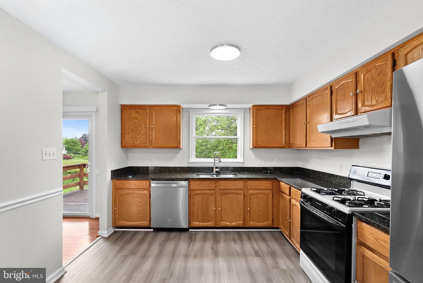187 Village Court photo 14