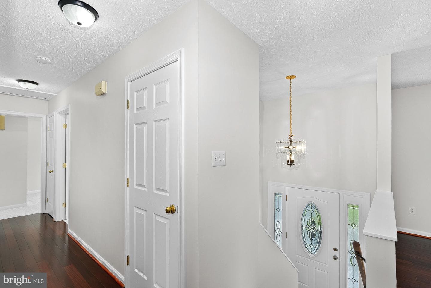 187 Village Court photo 18