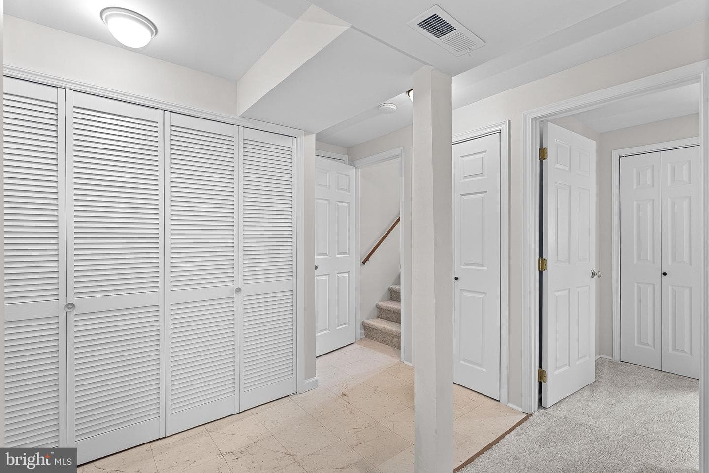 187 Village Court photo 32