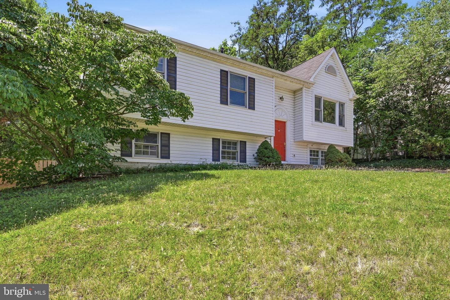303 Pembridge Drive, Winchester