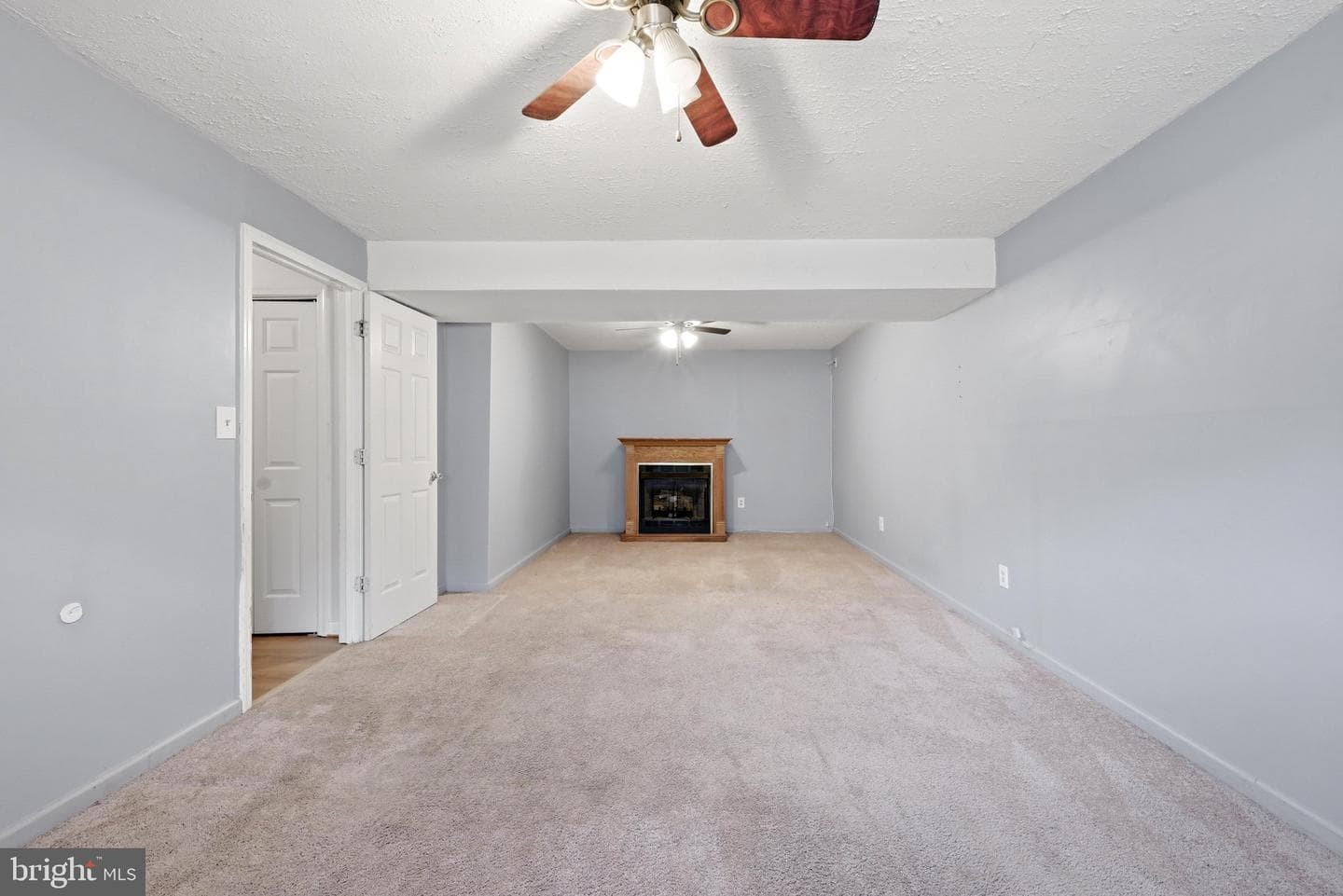 303 Pembridge Drive photo 27