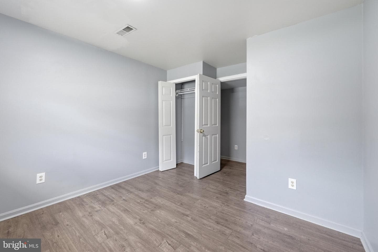 303 Pembridge Drive photo 31