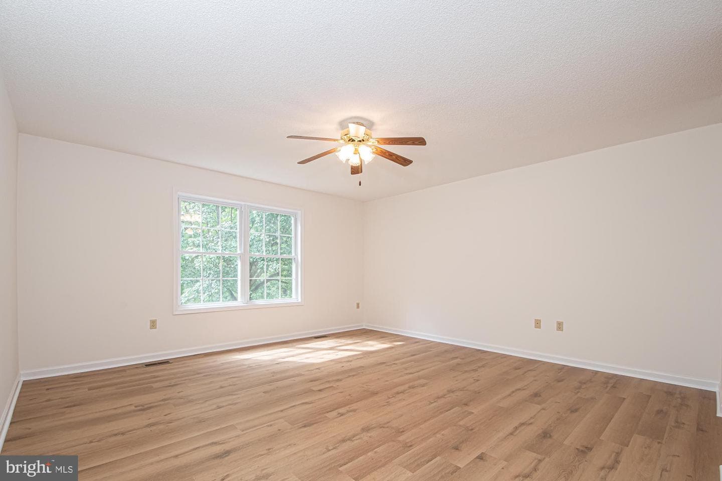 1001 N Timber Ridge Road photo 26