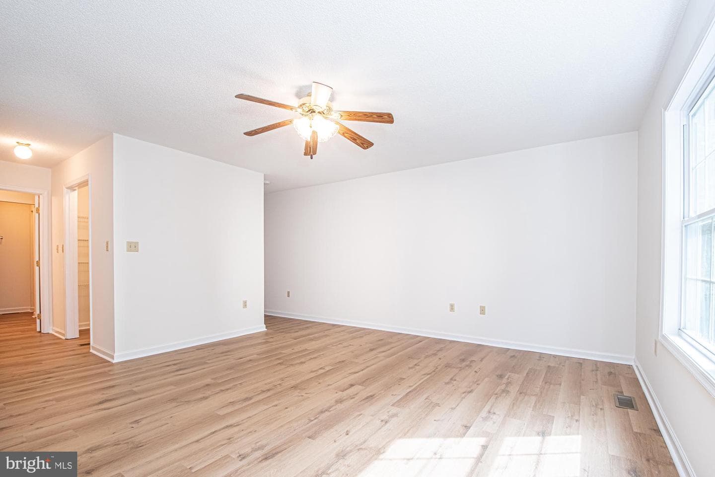 1001 N Timber Ridge Road photo 28